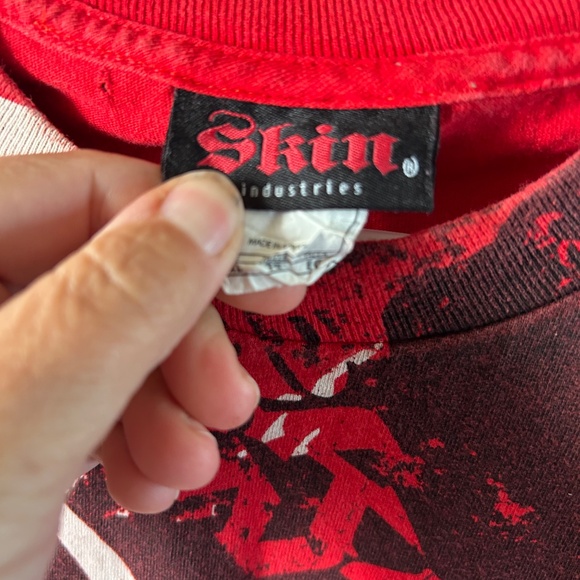 Men's Y2K Skin Graphic T-Shirt Red - Picture 3 of 3
